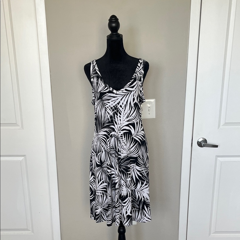 Karen Kane - Black/White Tropical Palm Pattern Dress